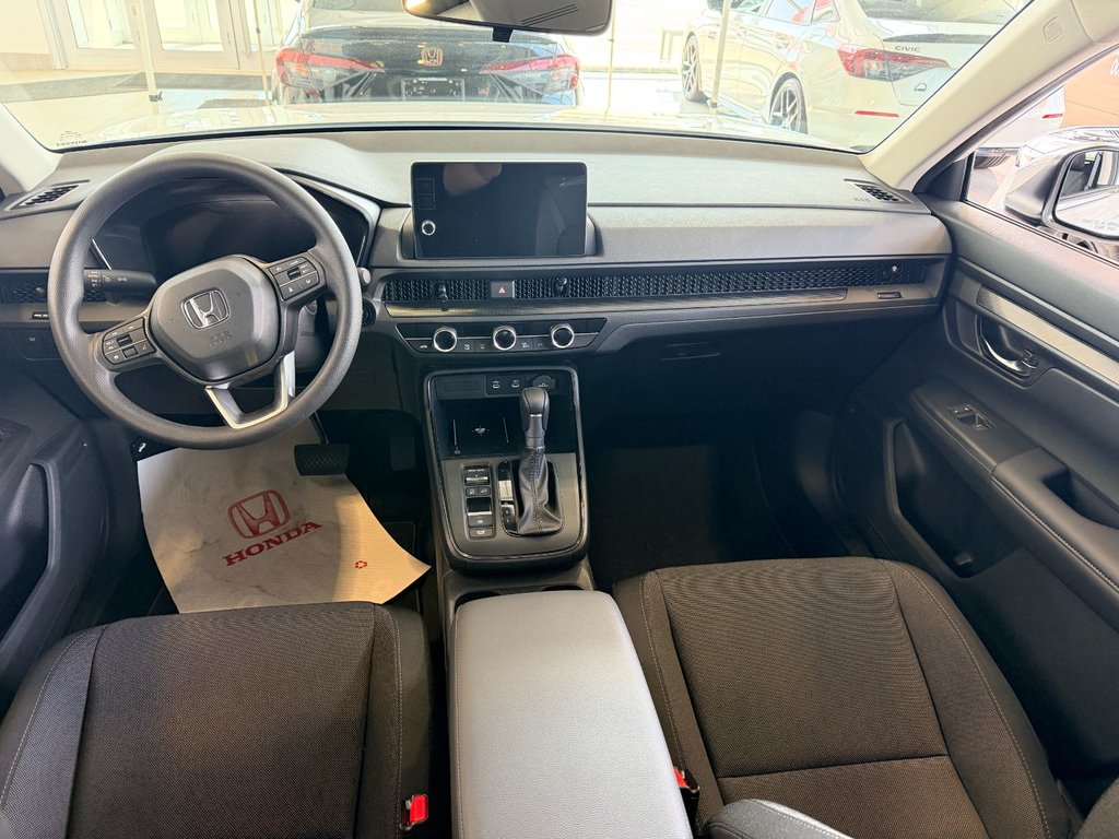 2026 Honda CR-V LX AWD EDITIONS SPECIALE BLACK AND WHITE in Lachenaie, Quebec - 7 - w1024h768px