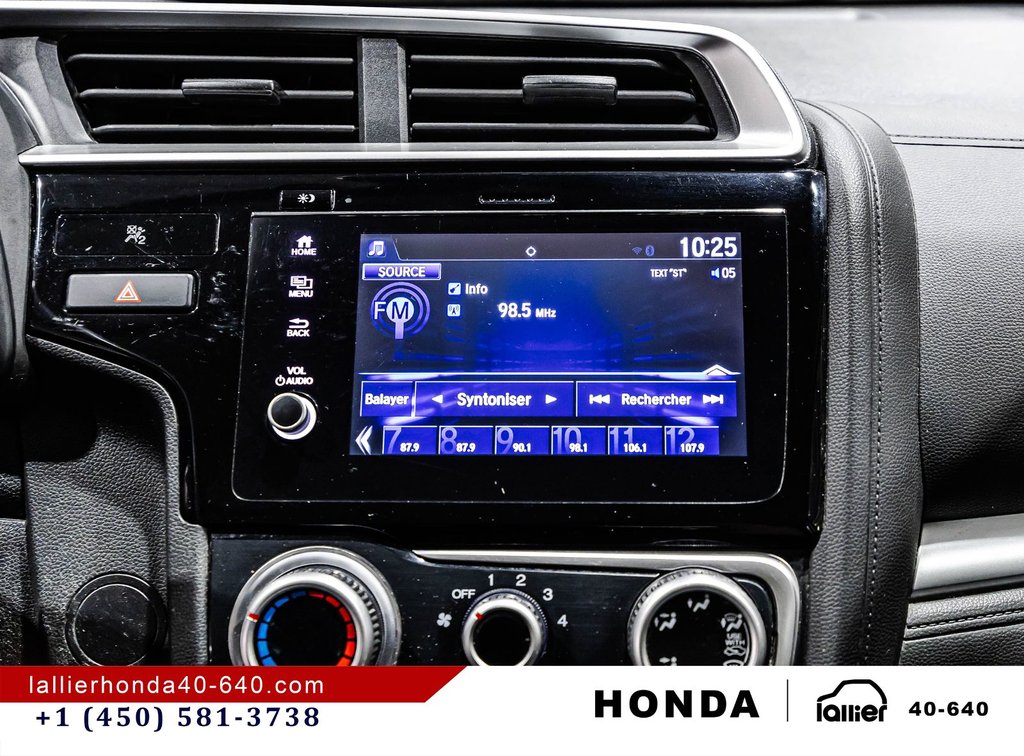 2018 Honda Fit LX in Lachenaie, Quebec - 23 - w1024h768px