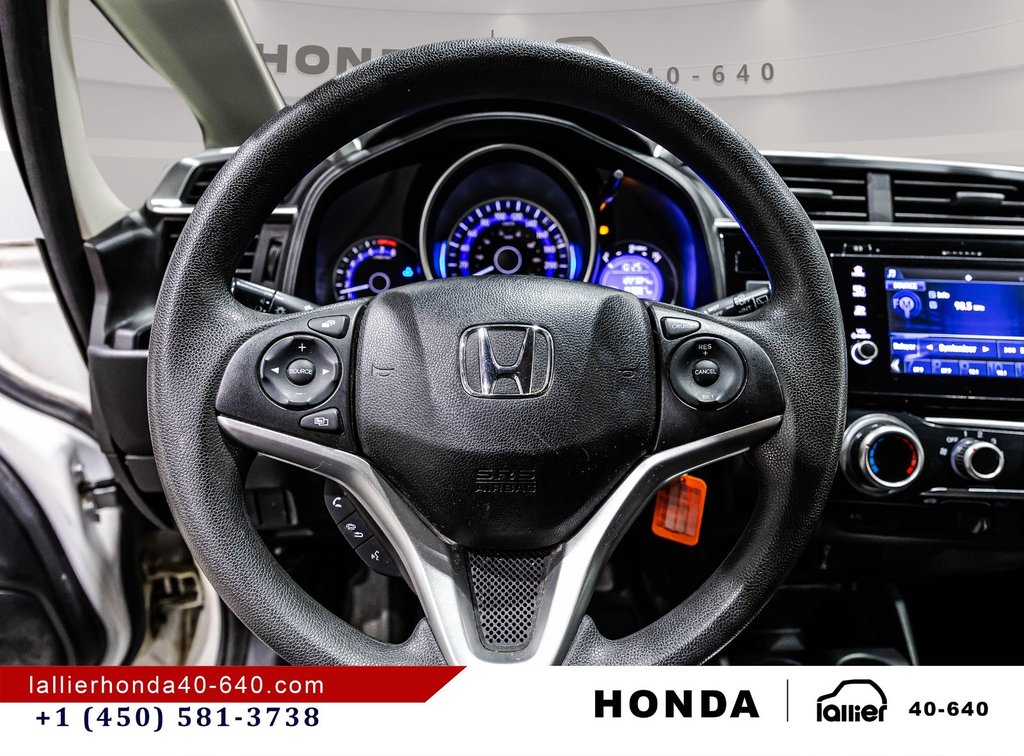 2018 Honda Fit LX in Lachenaie, Quebec - 21 - w1024h768px