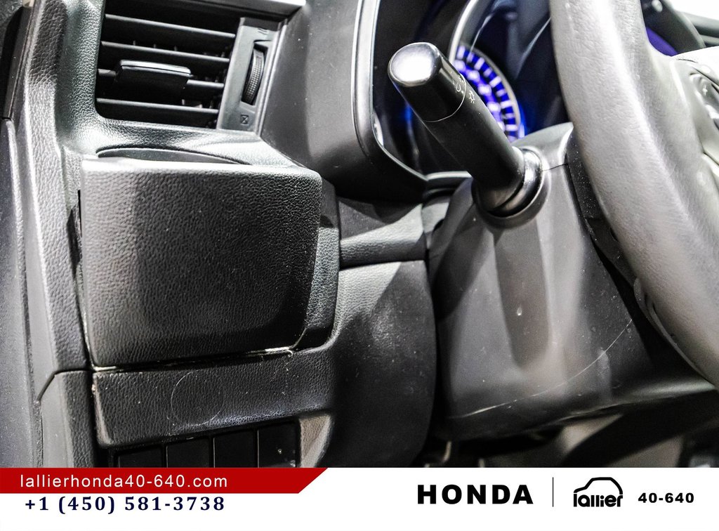 2018 Honda Fit LX in Lachenaie, Quebec - 20 - w1024h768px