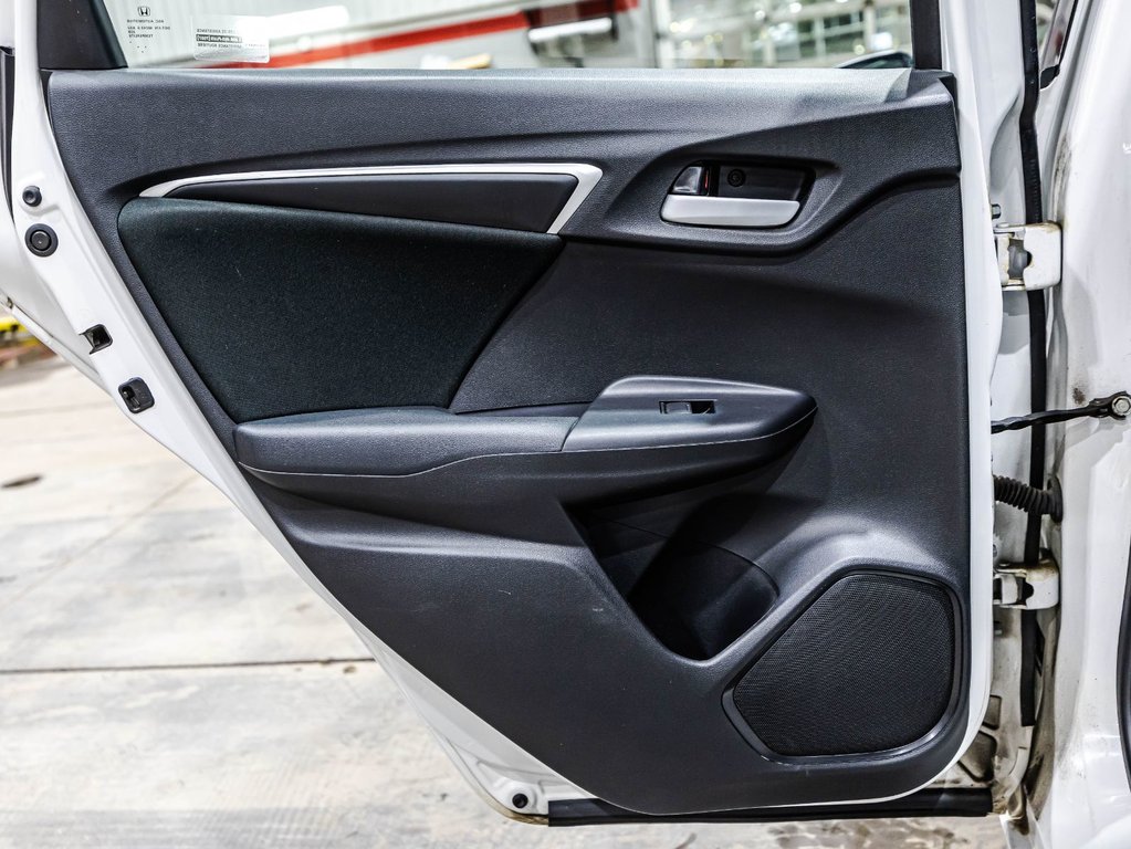 2019 Honda Fit LX w/Honda Sensing in Lachenaie, Quebec - 12 - w1024h768px