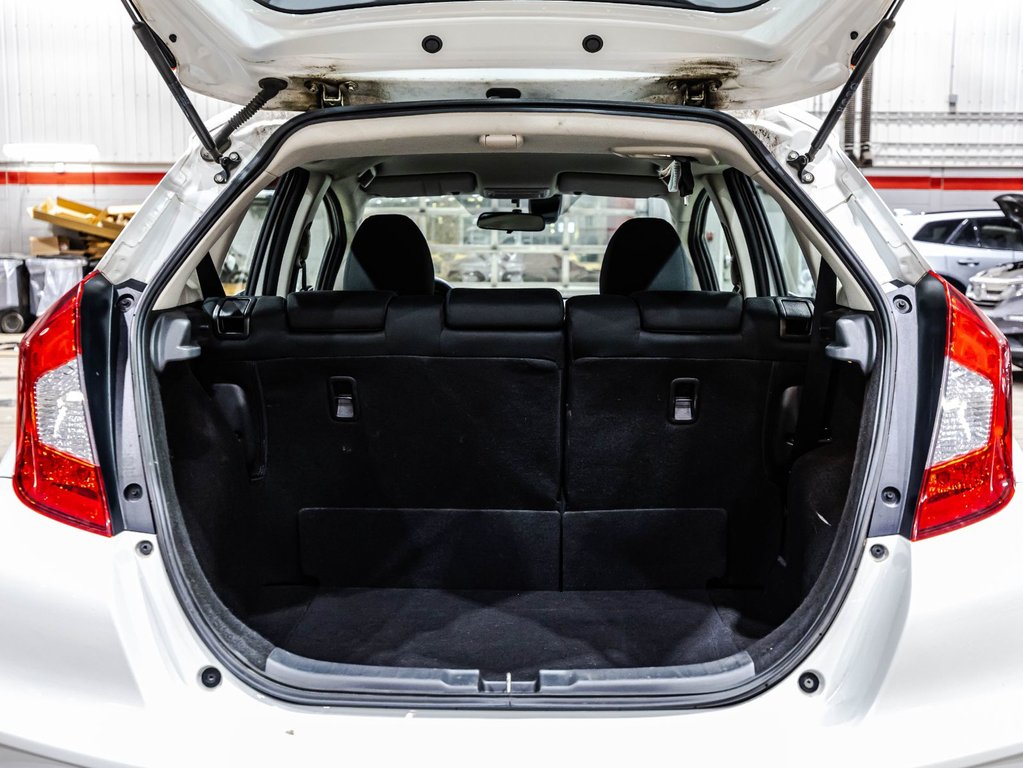 2019 Honda Fit LX w/Honda Sensing in Lachenaie, Quebec - 15 - w1024h768px