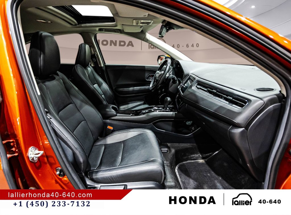 Honda HR-V Touring 2019 à Lachenaie, Québec - 18 - w1024h768px