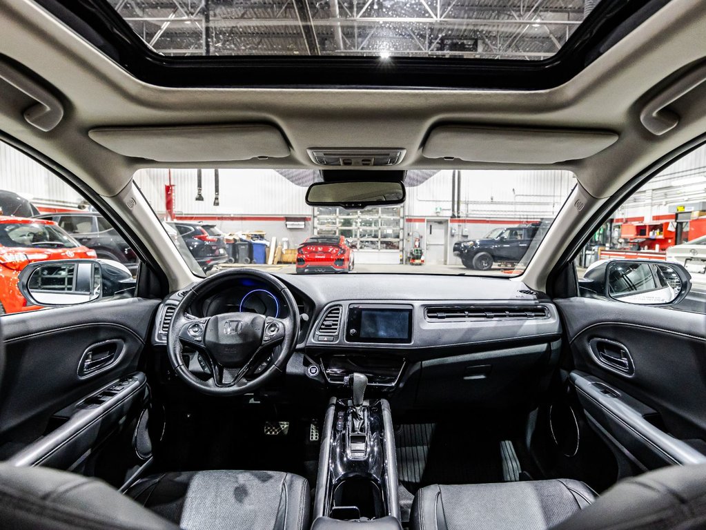 2020 Honda HR-V Touring in Montreal, Quebec - 15 - w1024h768px