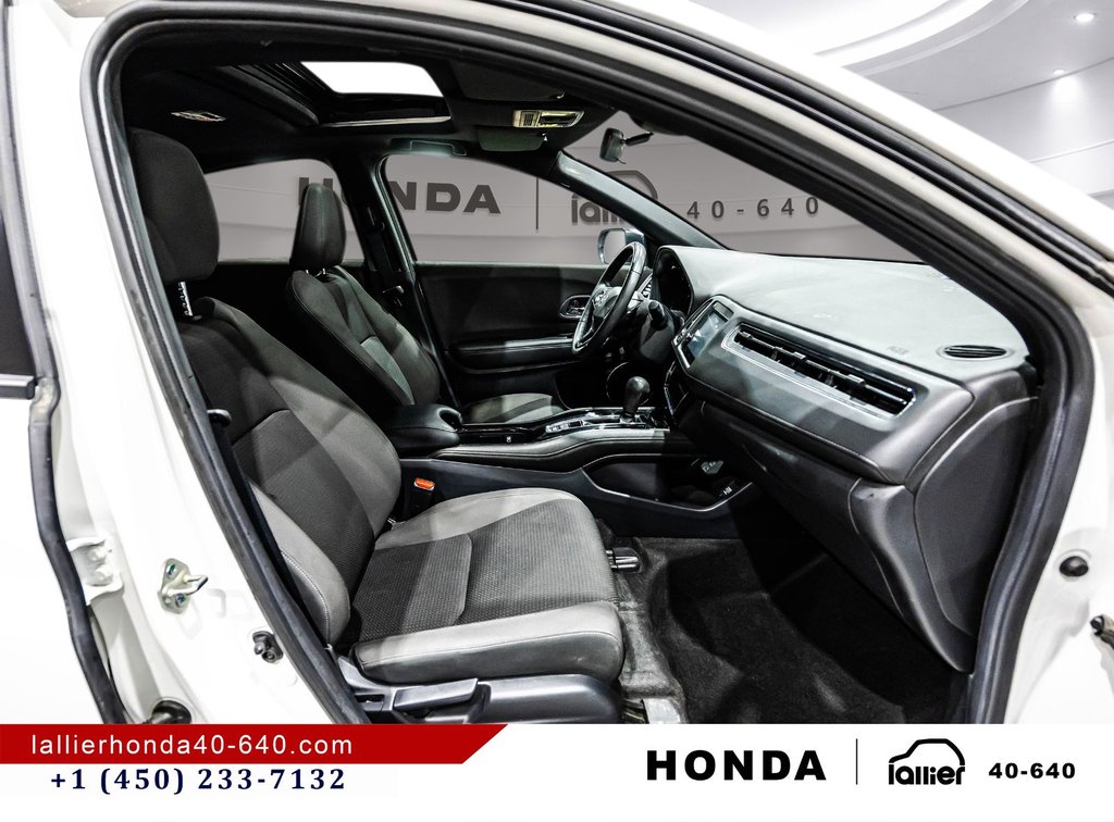 2020 Honda HR-V Sport/TOIT OUVRANT/SIÈGES CHAUFFANT/AWD in Lachenaie, Quebec - 18 - w1024h768px