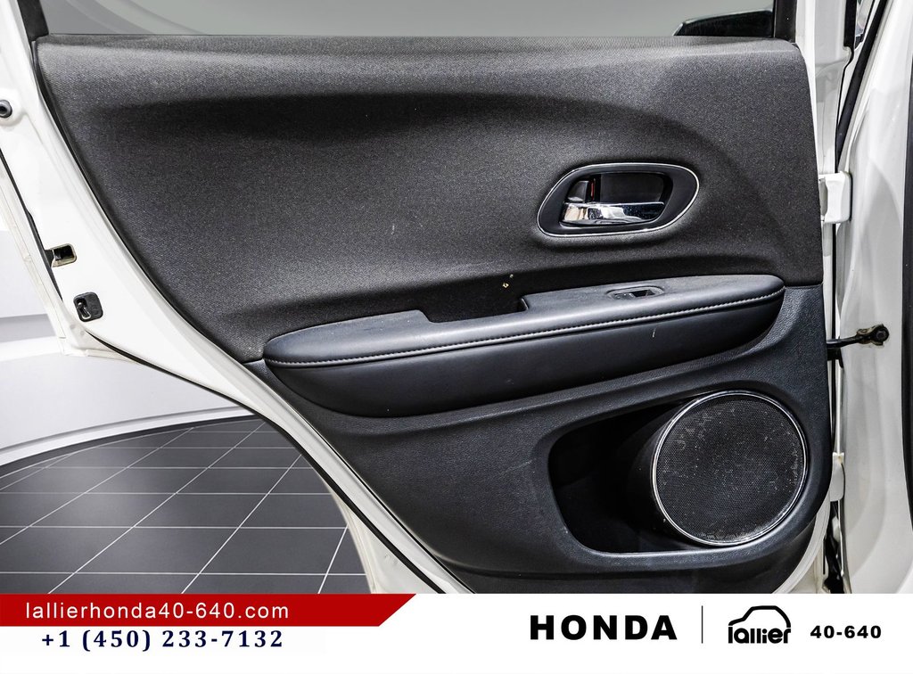 2020 Honda HR-V Sport/TOIT OUVRANT/SIÈGES CHAUFFANT/AWD in Lachenaie, Quebec - 13 - w1024h768px