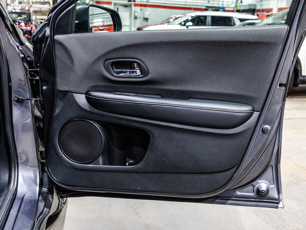 2021 Honda HR-V LX in Lachenaie, Quebec - 16 - w1024h768px