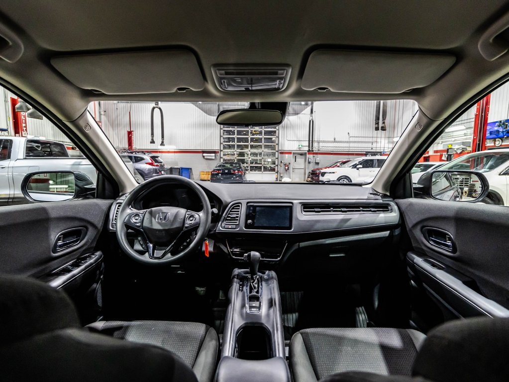 2021 Honda HR-V LX in Lachenaie, Quebec - 14 - w1024h768px