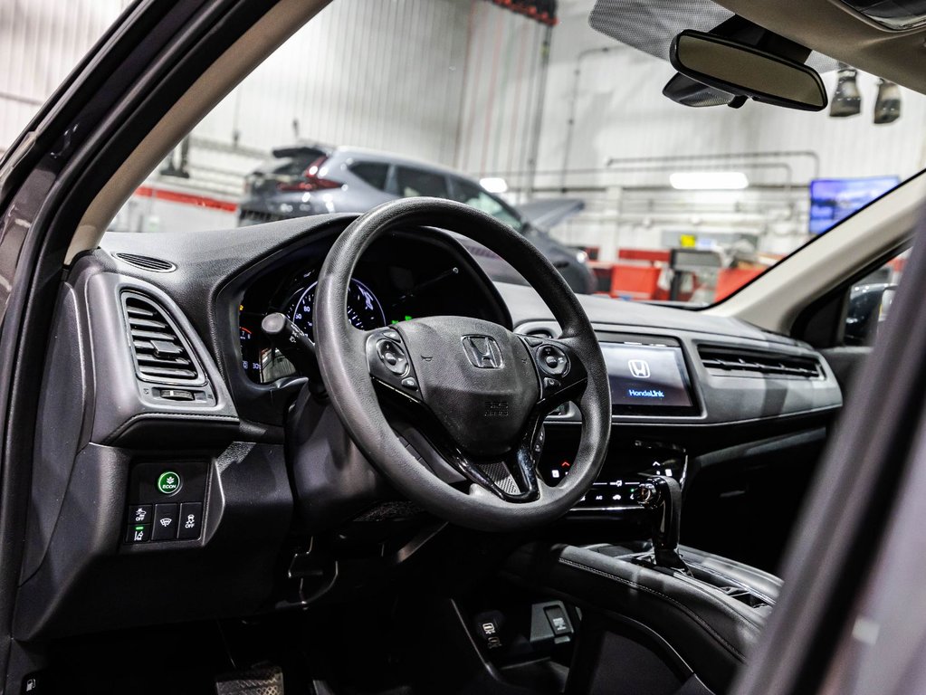 2022 Honda HR-V LX in Lachenaie, Quebec - 43 - w1024h768px