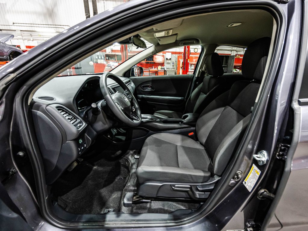 2022 Honda HR-V LX in Lachenaie, Quebec - 42 - w1024h768px