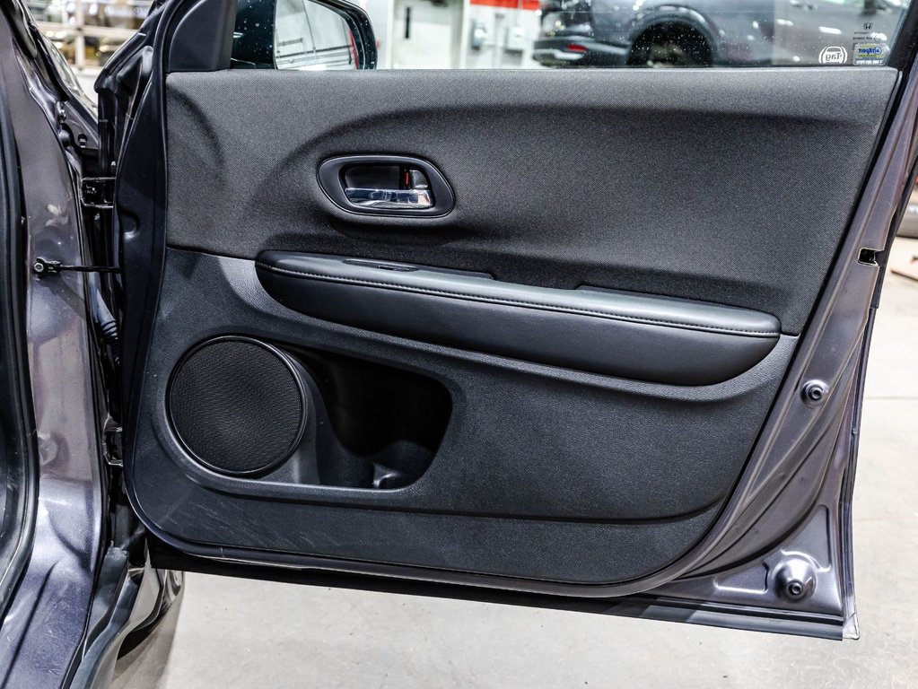2022 Honda HR-V LX in Lachenaie, Quebec - 40 - w1024h768px