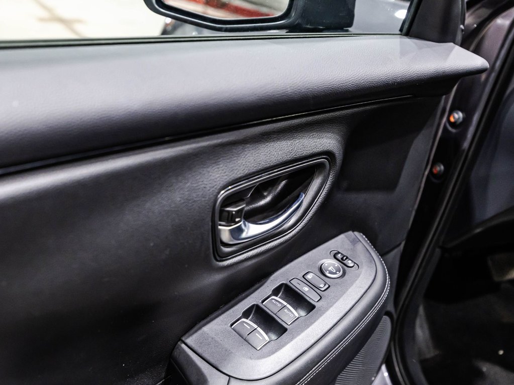 Honda HR-V EX-L Navi 2023 à , Québec - 11 - w1024h768px