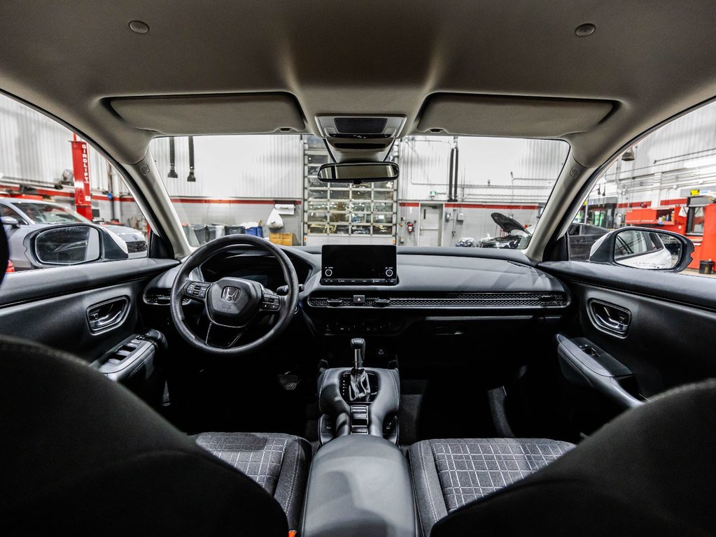 Honda HR-V LX-B 2024 à , Québec - 14 - w1024h768px