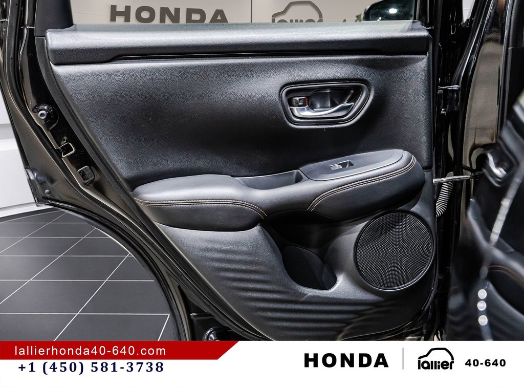 Honda HR-V Sport-B 2024 à Montréal, Québec - 12 - w1024h768px