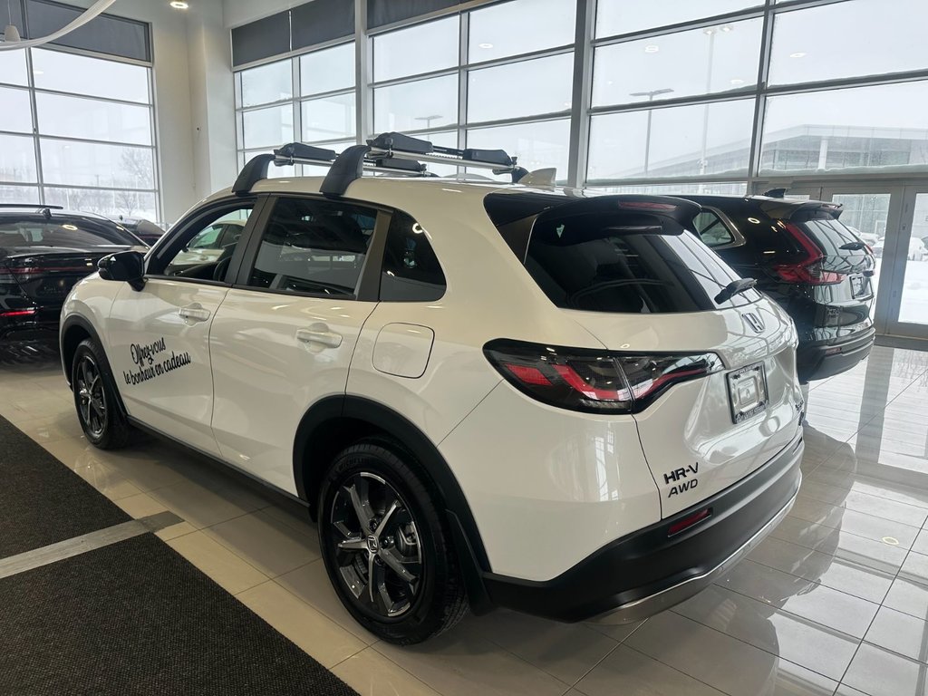 2025 Honda HR-V SPORT DÉMO A PARTIR DE 2.99% in Montreal, Quebec - 4 - w1024h768px