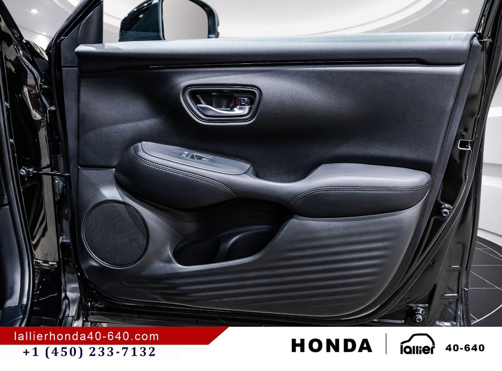 2026 Honda HR-V LX in Lachenaie, Quebec - 16 - w1024h768px