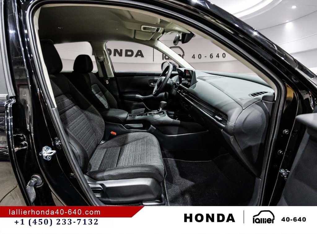 2026 Honda HR-V LX in Lachenaie, Quebec - 17 - w1024h768px