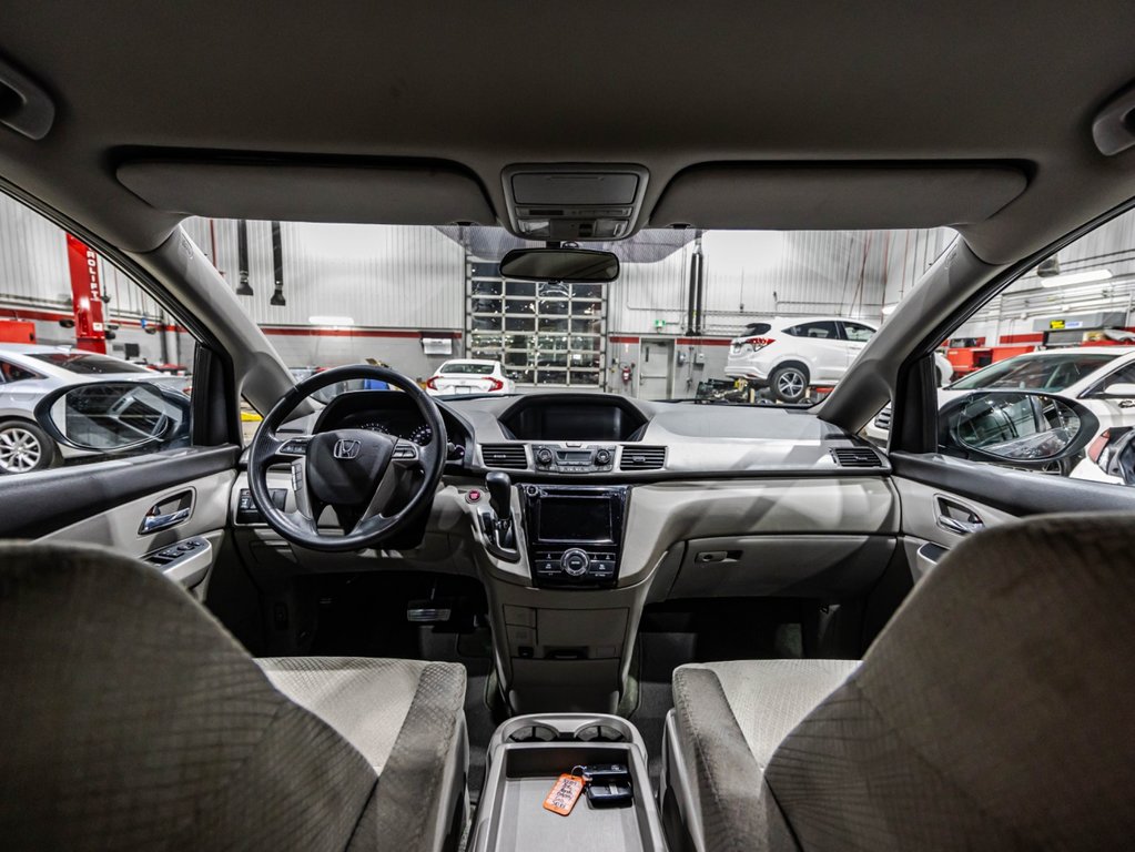 Honda Odyssey EX 2016 à , Québec - 14 - w1024h768px