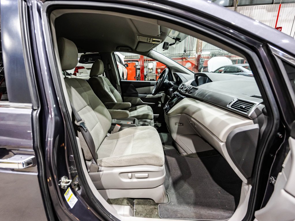 Honda Odyssey EX 2016 à , Québec - 18 - w1024h768px