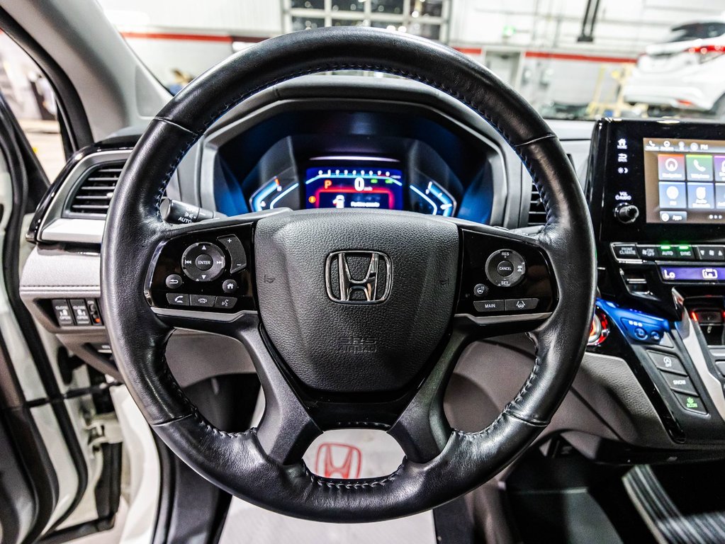 2018 Honda Odyssey Touring in Lachenaie, Quebec - 25 - w1024h768px