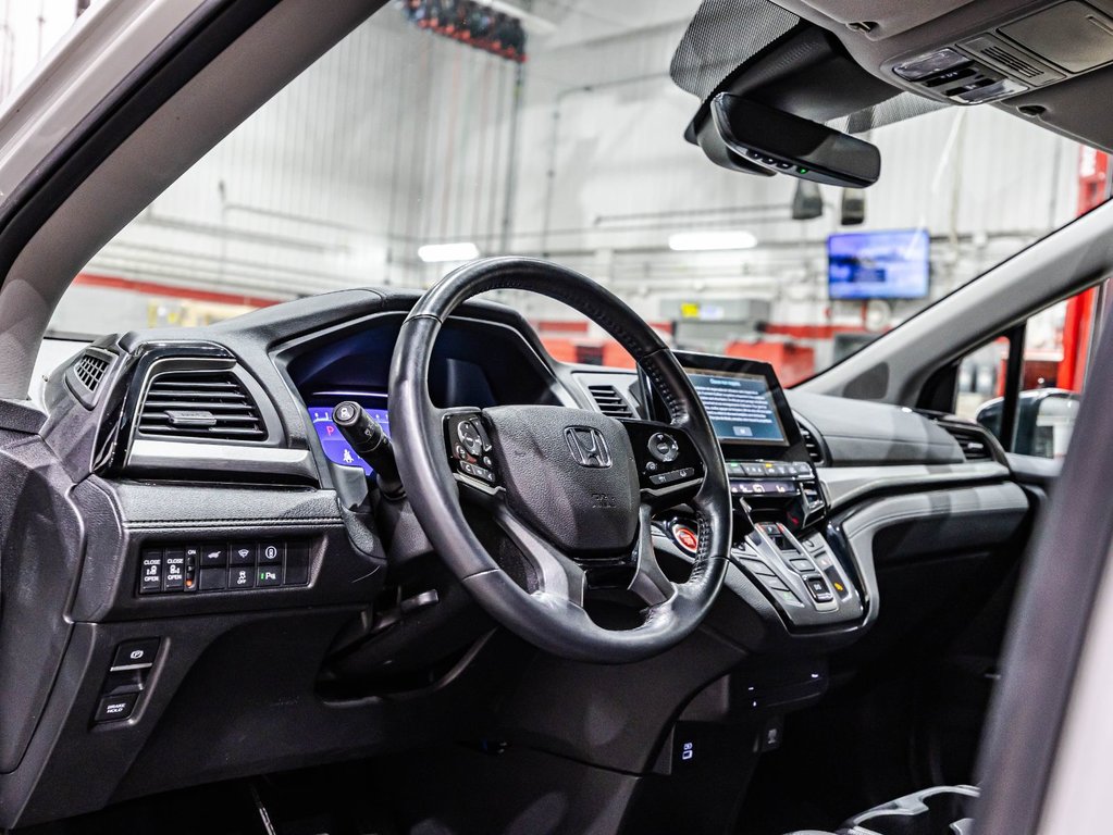 Honda Odyssey EX-L NAVI 2022 à , Québec - 22 - w1024h768px