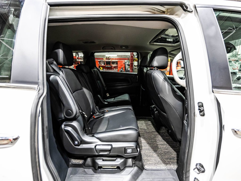 Honda Odyssey EX-L NAVI 2022 à , Québec - 17 - w1024h768px