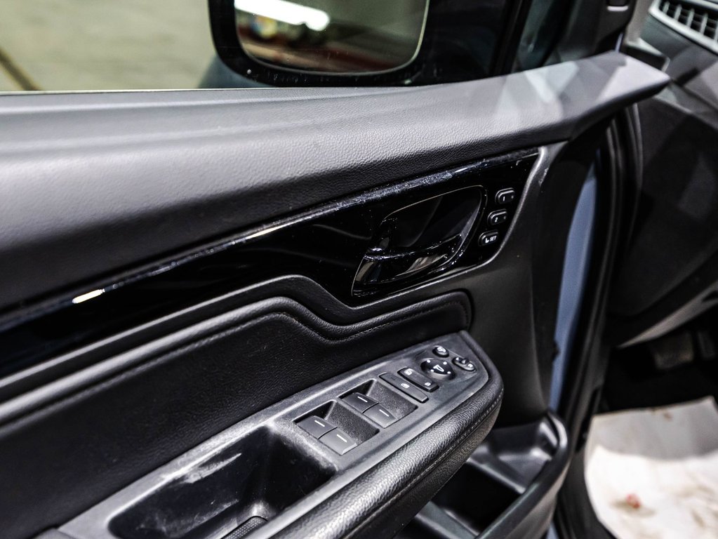 Honda Odyssey Touring 2024 à Montréal, Québec - 12 - w1024h768px