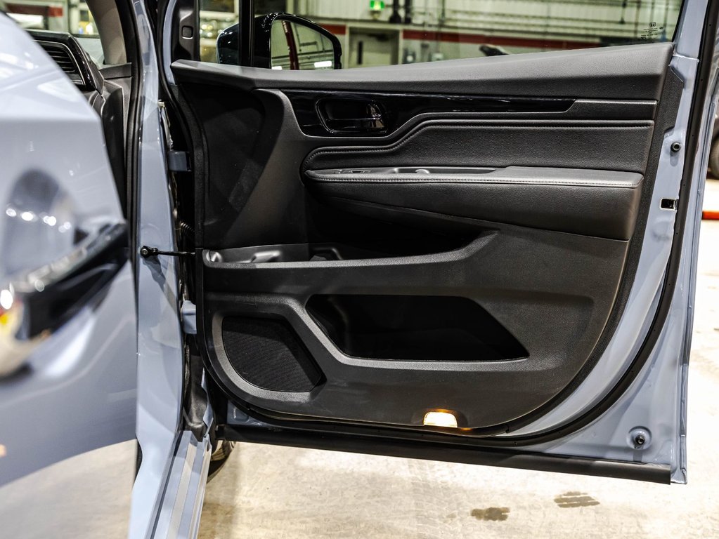 Honda Odyssey Touring 2024 à Montréal, Québec - 18 - w1024h768px