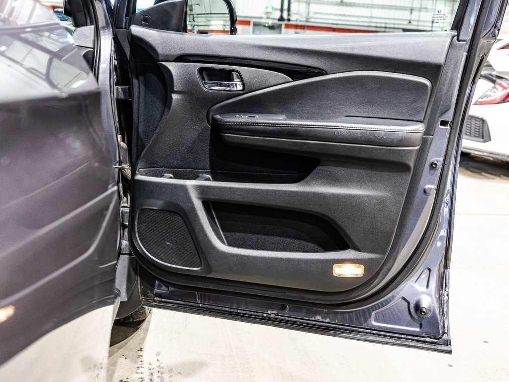 Honda Passport Touring 2019 à Montréal, Québec - 18 - w1024h768px