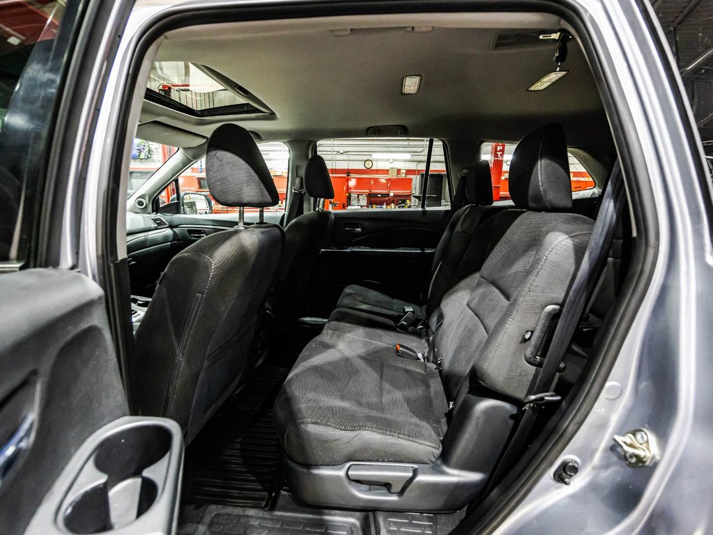 2017 Honda Pilot EX in Lachenaie, Quebec - 14 - w1024h768px