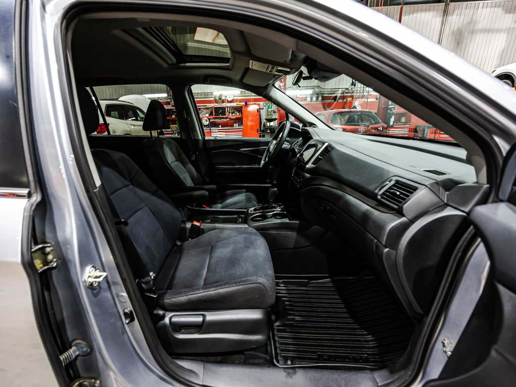 2017 Honda Pilot EX in Lachenaie, Quebec - 18 - w1024h768px