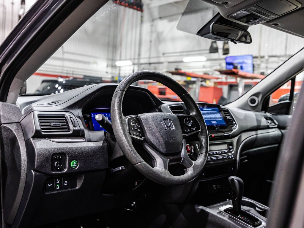 2020 Honda Pilot LX in Montreal, Quebec - 20 - w1024h768px