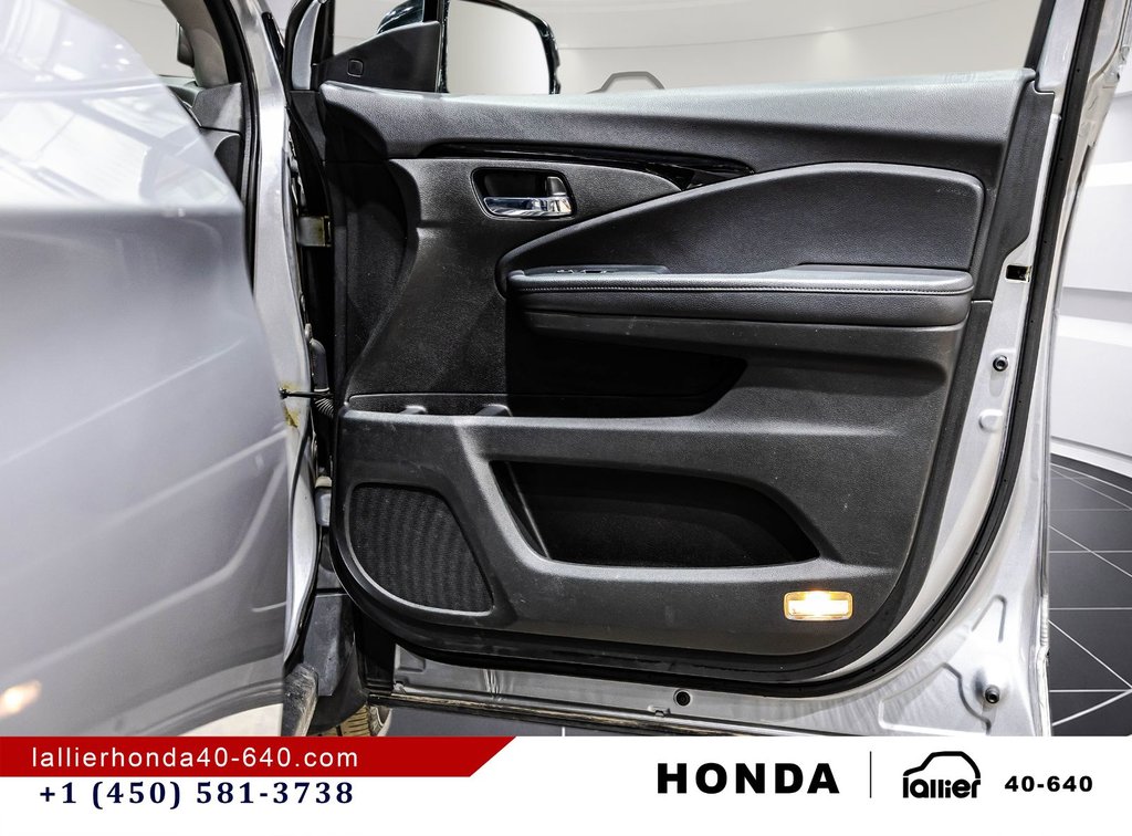 2021 Honda Pilot Touring 7-Passenger in Lachenaie, Quebec - 19 - w1024h768px