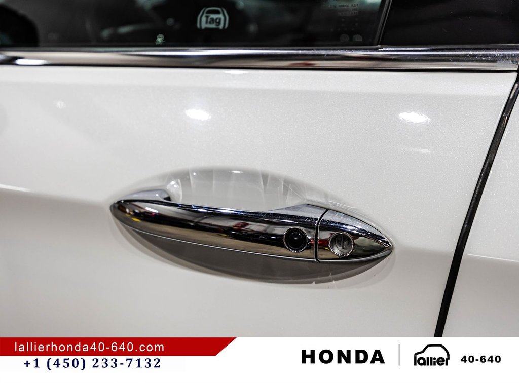 2021 Honda Pilot Touring/AWD/7 PASSAGERS in Montréal, Quebec - 11 - w1024h768px