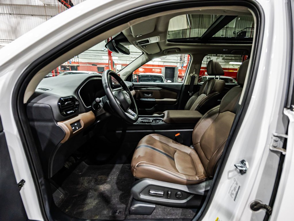 Honda Pilot Touring 2024 à , Québec - 20 - w1024h768px