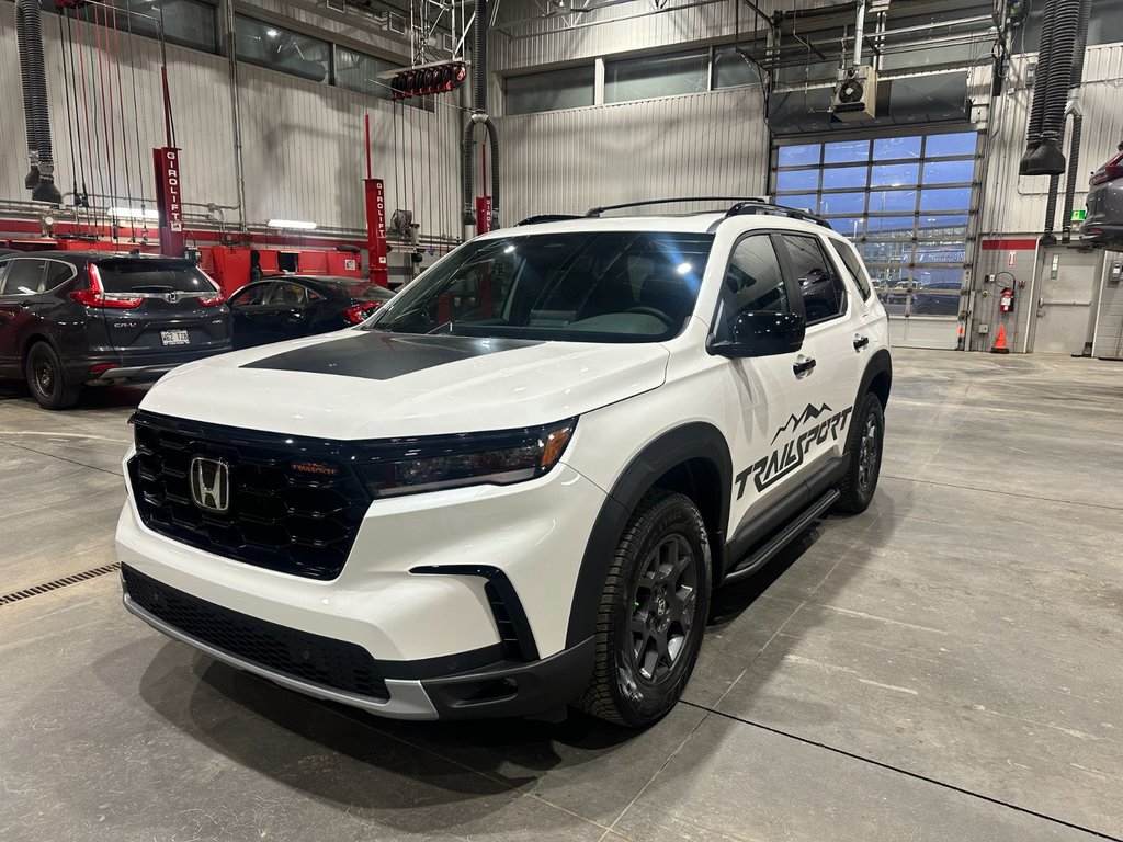 2025 Honda Pilot TRAILSPORT DEMO AWD 3 000$ DE RABAIS* in Montreal, Quebec - 1 - w1024h768px