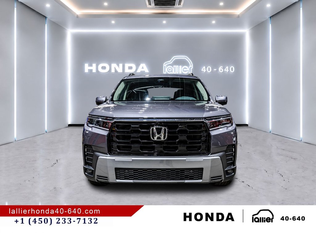 Honda Pilot Touring/AWD/JAMAIS ACCIDENTÉ 2026 à Montréal, Québec - 2 - w1024h768px