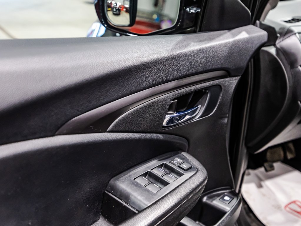 Honda Ridgeline Sport 2020 à Montréal, Québec - 12 - w1024h768px