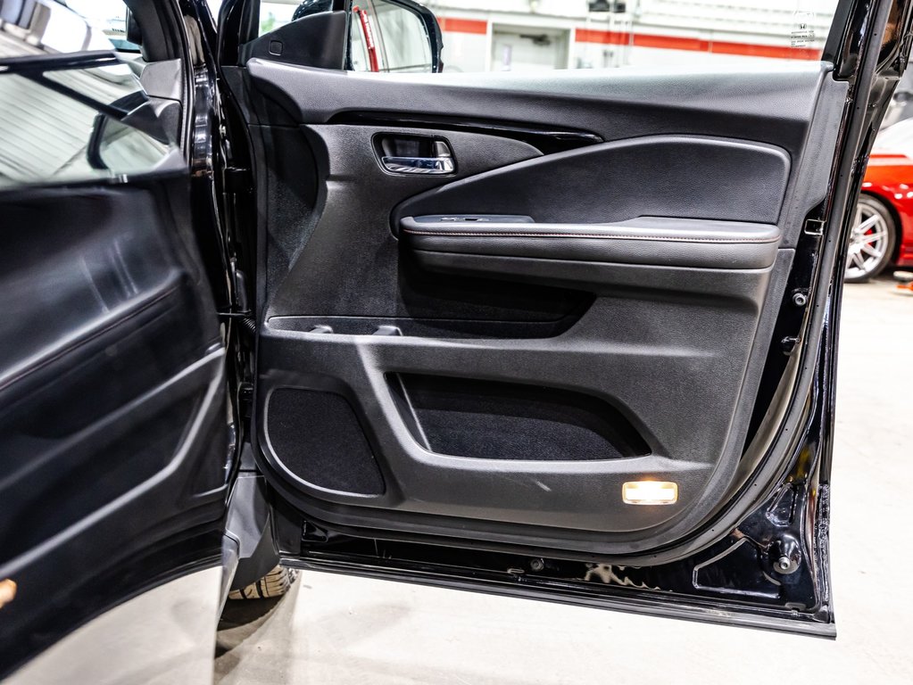 2023 Honda Ridgeline Black Edition in Montreal, Quebec - 17 - w1024h768px