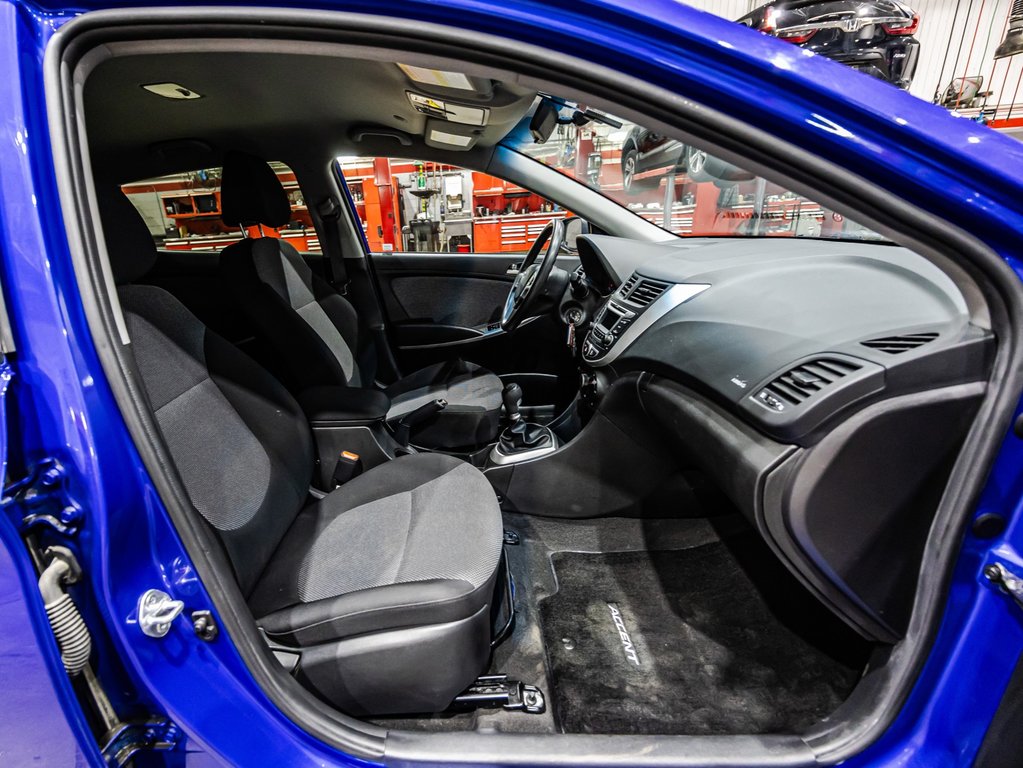 Hyundai Accent GL 2014 à , Québec - 17 - w1024h768px