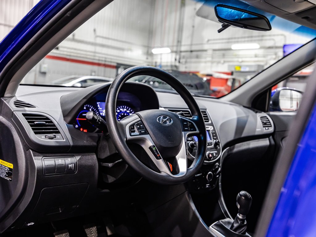 Hyundai Accent GL 2014 à , Québec - 19 - w1024h768px