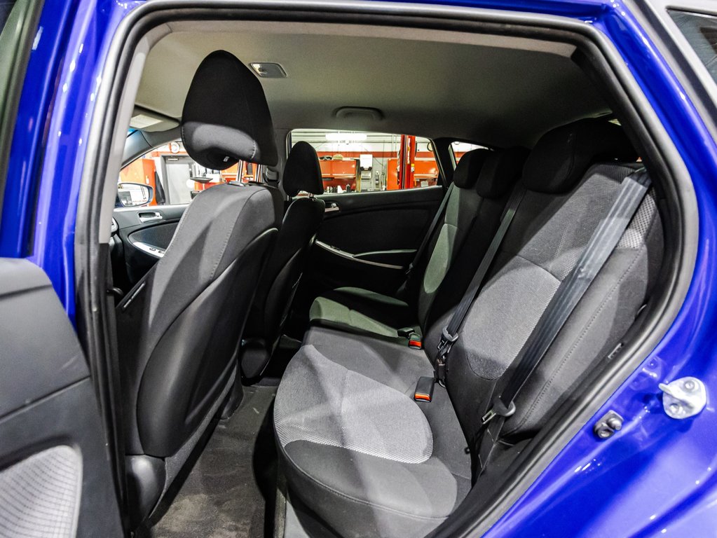 Hyundai Accent GL 2014 à , Québec - 13 - w1024h768px