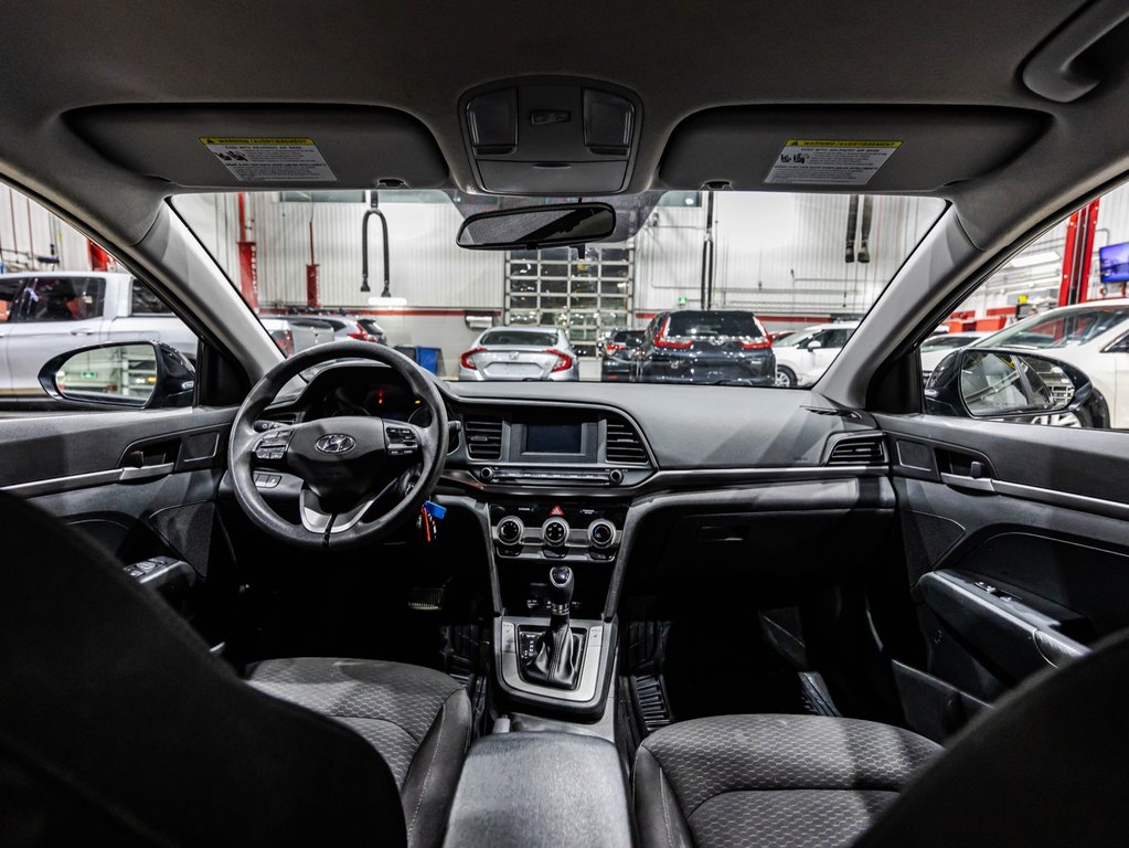 Hyundai Elantra Essential 2020 à , Québec - 14 - w1024h768px