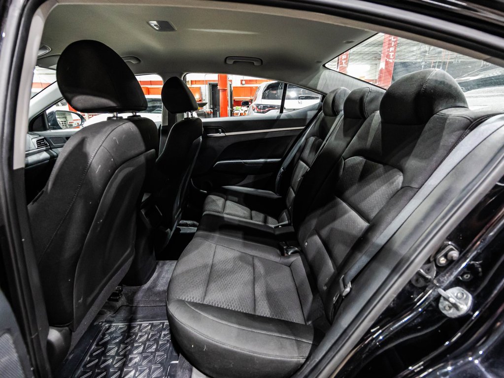 Hyundai Elantra Essential 2020 à , Québec - 13 - w1024h768px