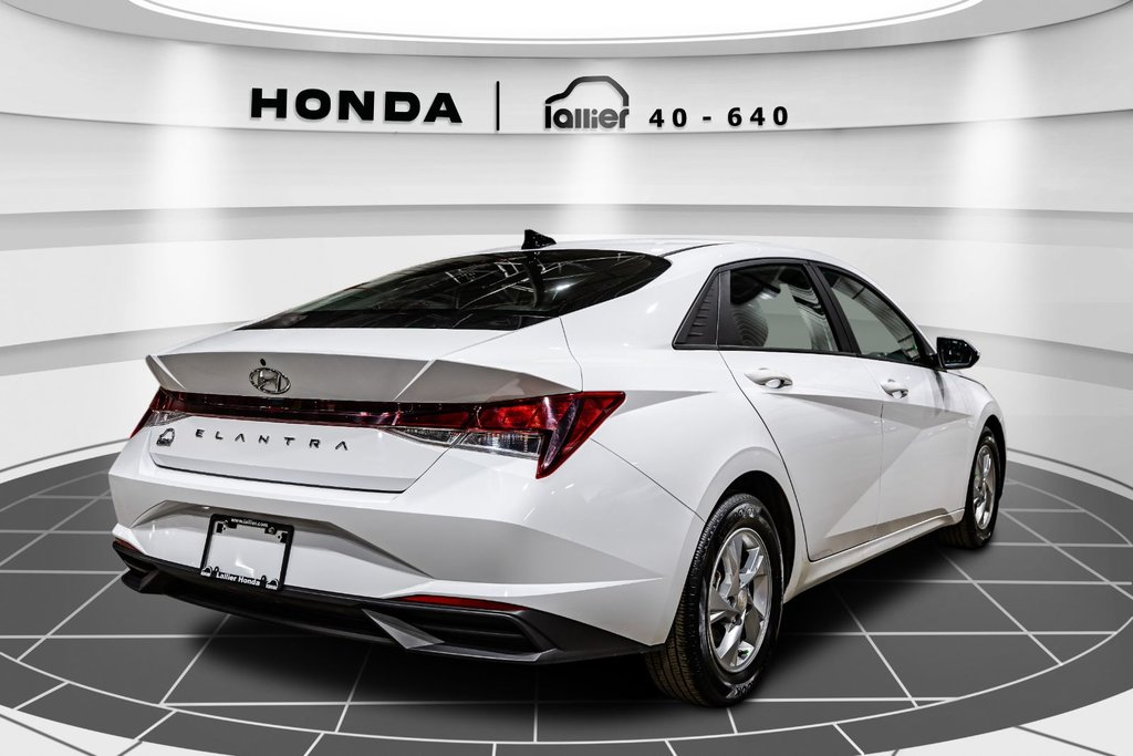 Hyundai Elantra Essential 2021 à , Québec - 7 - w1024h768px