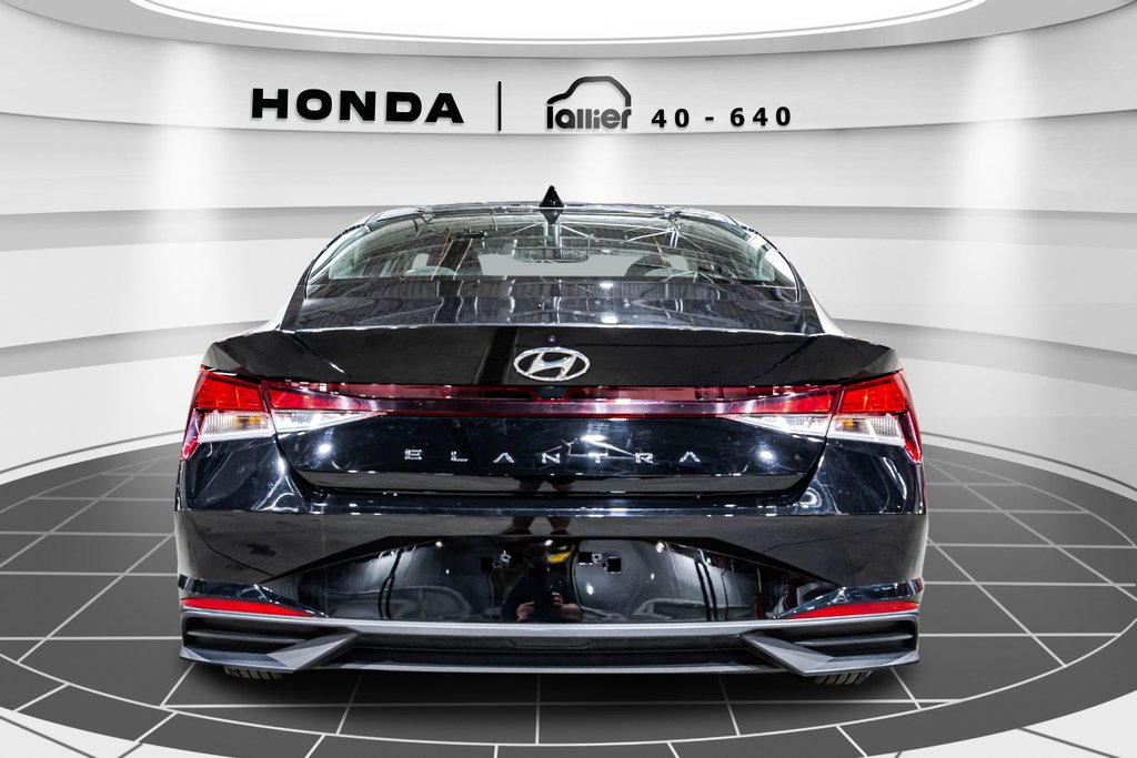 Hyundai Elantra Essential 2021 à , Québec - 6 - w1024h768px
