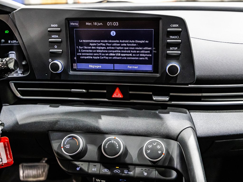 Hyundai Elantra Essential 2021 à , Québec - 23 - w1024h768px