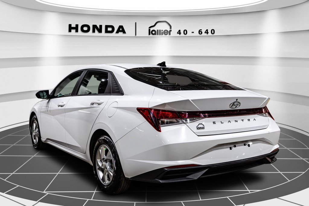 Hyundai Elantra Essential 2021 à Lachenaie, Québec - 5 - w1024h768px
