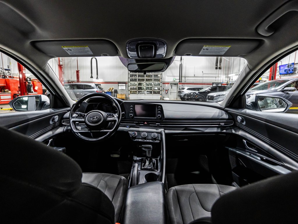Hyundai Elantra Preferred 2021 à , Québec - 15 - w1024h768px