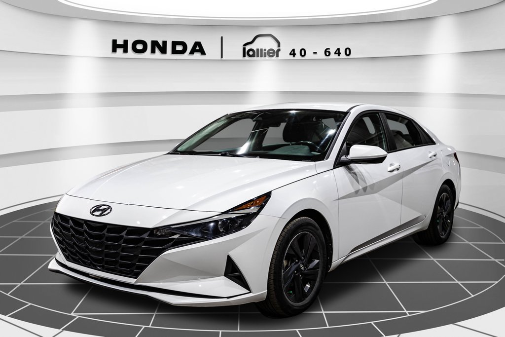 Hyundai Elantra Preferred 2021 à , Québec - 3 - w1024h768px